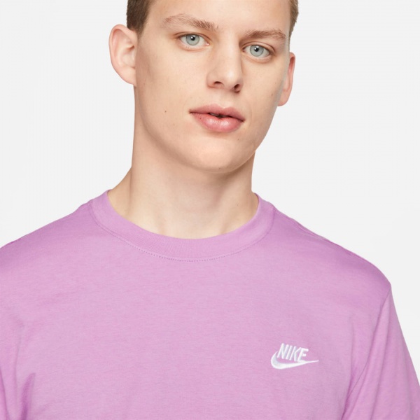 Футболка Nike M NSW CLUB TEE AR4997-532 р.2XL фіолетовий