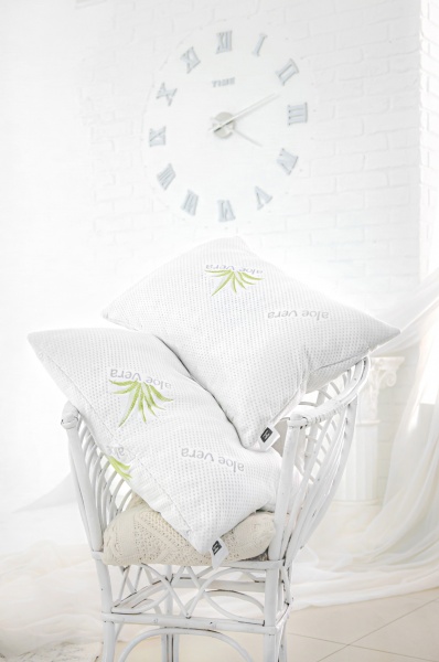 Подушка Memory №739 Dorotea Memory м’яка 50х70 см (2200001489455) MirSon 50x70 білий