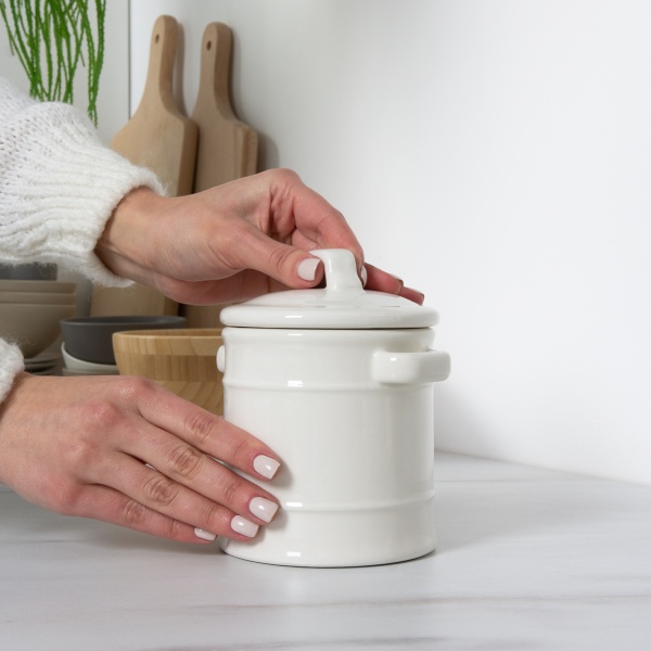 Емкость для хранения 600 мл KP-19 White MVM