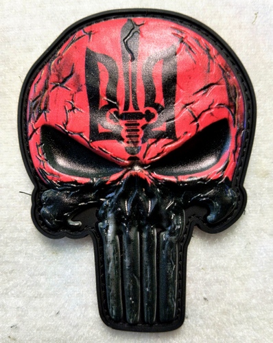 Шеврон-патч АРТ ІДЕЯ Punsher Тризуб 6,3х8,5 см красно-черный