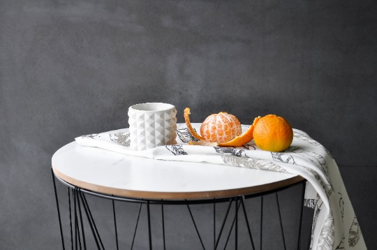 Кашпо декоративне Piramid cup білий бетон