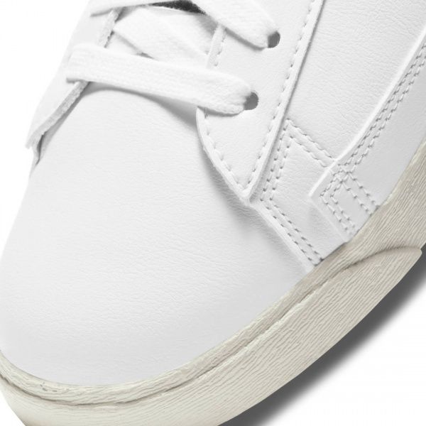 Кроссовки Nike Blazer Low SE DA4934-100 р.US 6 белый