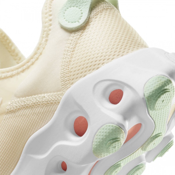 Кроссовки Nike DA1647-101 р.US 7 бежевый