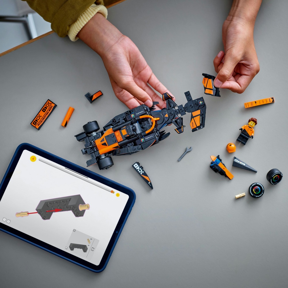 Конструктор LEGO Speed Champions Автомобіль для перегонів McLaren F1® Team MCL38 77251