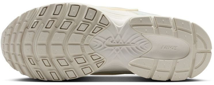 Кроссовки женские Nike V5 RNR N IQ0276-030 р.37,5 бежевые