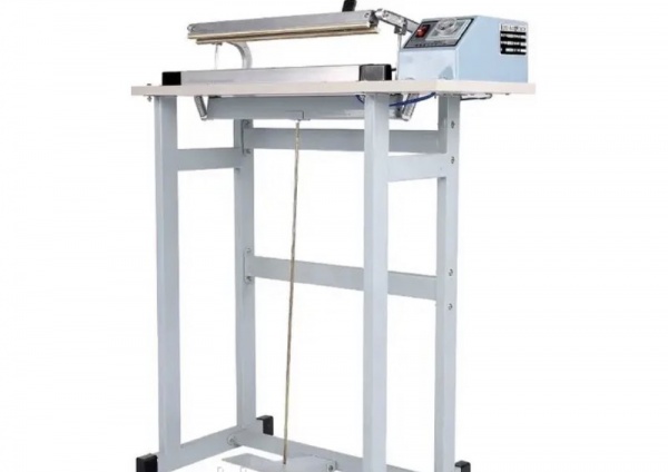 Аппарат термоупаковочный Lifting Technologies запайщик с ножом SFTD-600 