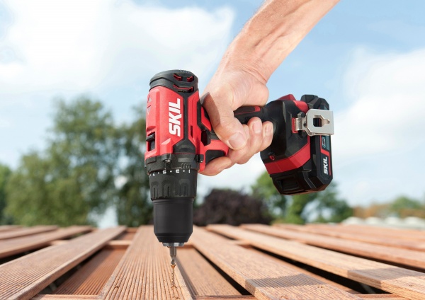 Шуруповерт акумуляторний SKIL DD1E3008CA