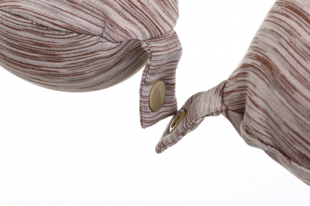 Подушка для подорожей Snaky Luna 27x29 см коричневий