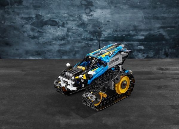 Конструктор LEGO Technic Швидкісний всюдихід з ДК 42095