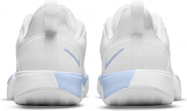 Кросівки Nike Court Vapor Lite DH2945-111 р.US 6,5 блакитний