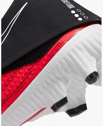 Бутси Nike PHANTOM GT2 ACDMY FLYEASE FGMG DH9638-600 р.46 червоний