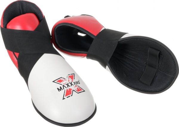Футы для кикбоксинга MaxxPro KMR-625 красный р. M 