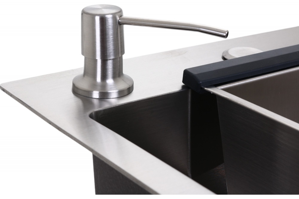 Мойка для кухни F.Lusso из нержавеющей стали 5851L