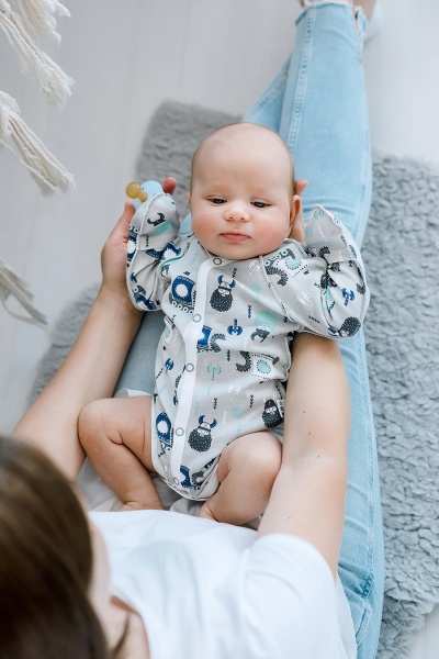 Боді дитяче для хлопчика ТМ Софія Vikings р.62 сірий із малюнком 291162 