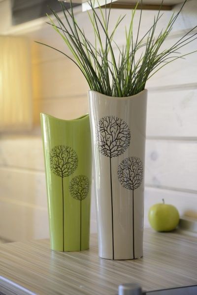 Ваза керамическая зеленая 38х13 см Eterna