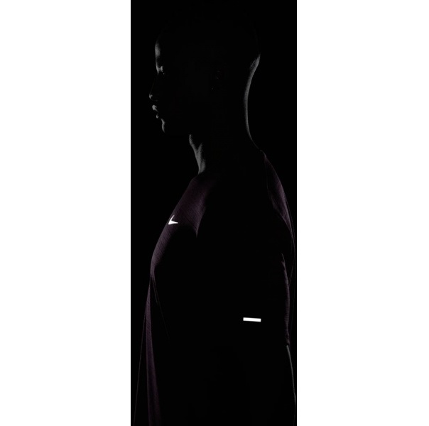 Футболка Nike M NK DF MILER TOP SS CU5992-610 р.S фіолетовий