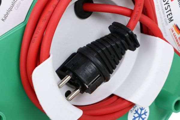 Удлинитель на катушке Brennenstuhl AT-N05V3V3-F3G1,5 с заземлением 1 гн. зеленый 50 м 1183530 