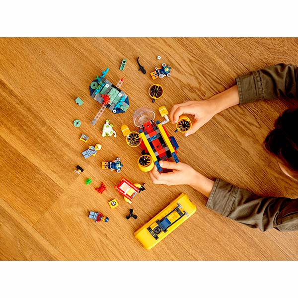 Конструктор LEGO City Океан: исследовательская подводная лодка 60264
