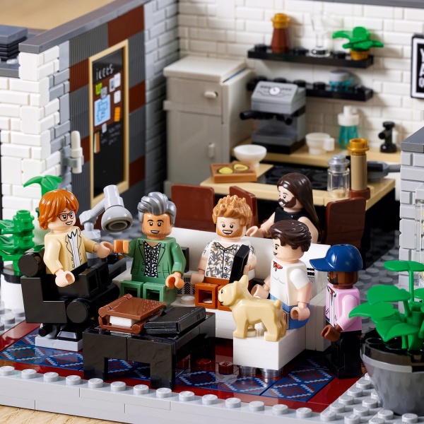 Конструктор LEGO Ideas Шоу «Queer Eye» – квартира «Легендарної п’ятірки» 10291