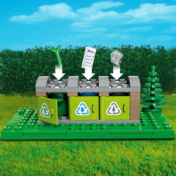 Конструктор LEGO City Грузовик для переработки отходов 60386