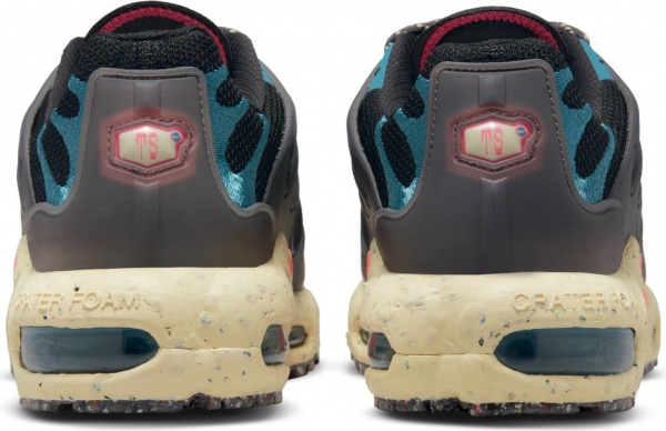 Кросівки Nike AIR MAX TERRASCAPE PLUS DQ3977-003 р.45,5 чорний