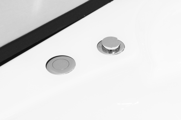 Ванна акриловая Ravak ASYMMETRIC II CB41000000 150х100 см 