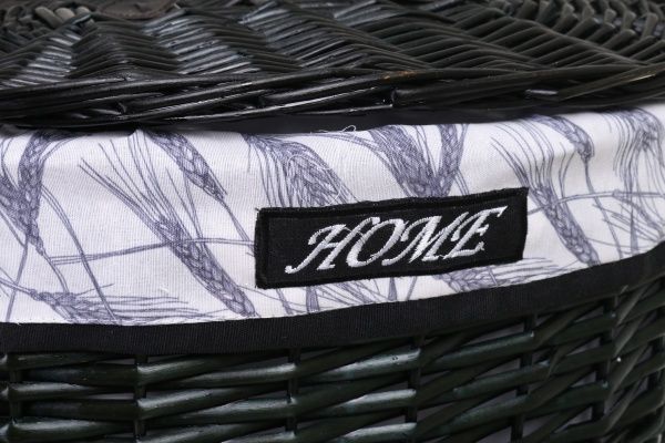 Корзинка плетеная Tony Bridge Basket с текстилем 37х27х48 см HQN20-3CD-2 