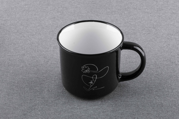 Чашка VT-C-513370 Lady in black 370 мл Vittora