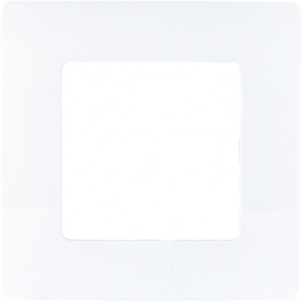 Рамка Legrand Etika белый 672501