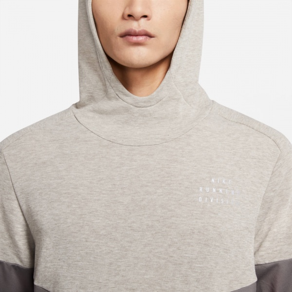 Джемпер Nike M NK TF ELMNT RDVN HOOD DM4638-289 р. S бежевый