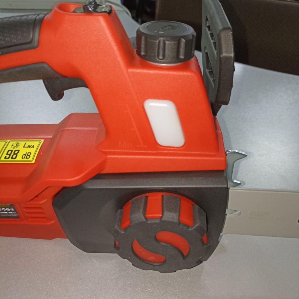 Пила цепная аккумуляторная GTM CS18/250BL