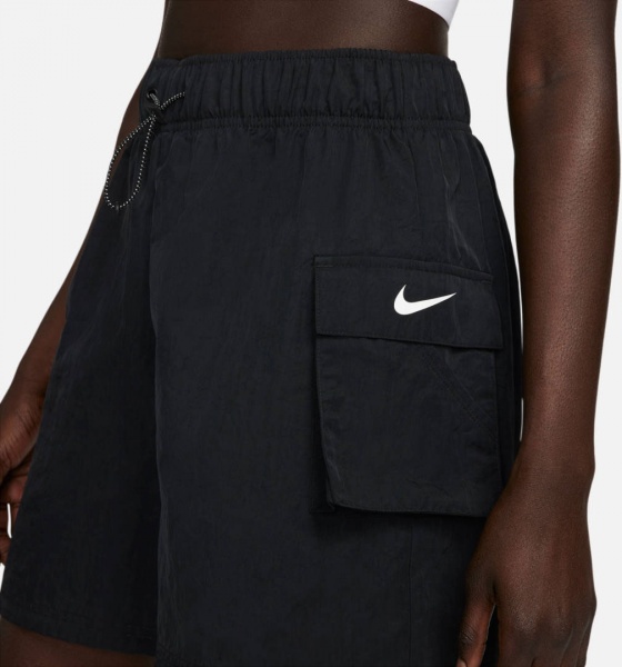 Шорти Nike W NSW ESSNTL WVN HR SHORT DM6247-010 р. M чорний