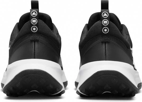 Кроссовки Nike NIKE JUNIPER TRAIL 2 NEXT NATURE DM0822-001 р.42 черный