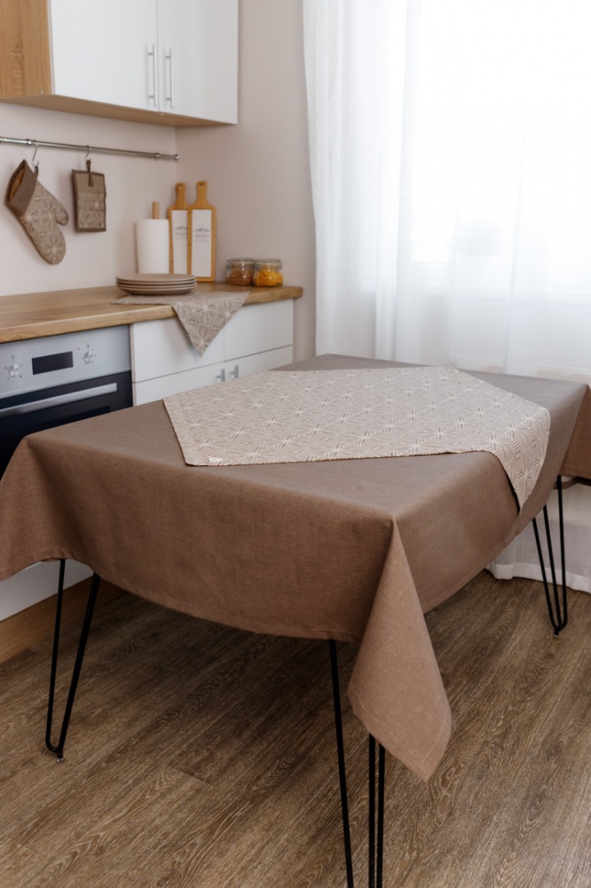 Скатерть Корица Коричневая 133x133 см Прованс