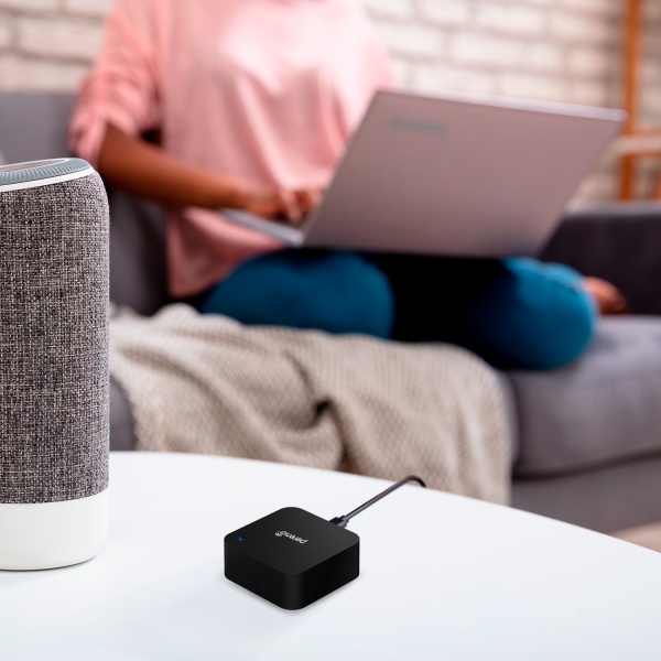 Розумний пульт Perenio PETRA01 чорний 