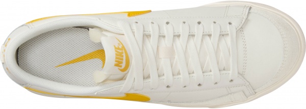 Кроссовки Nike NIKE BLAZER LOW PLATFORM DJ0292-111 р.40 белый