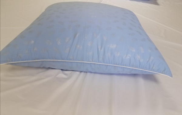 Подушка пухо-перовая с кантом UP! (Underprice) 70x70 см голубой