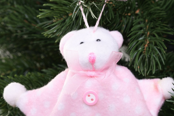 Подвеска Мишка в платье 