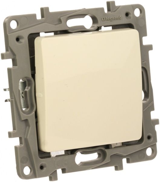 Переключатель проходной одноклавишный Legrand Etika без подсветки 10 А 230В IP20 кремовый 672305
