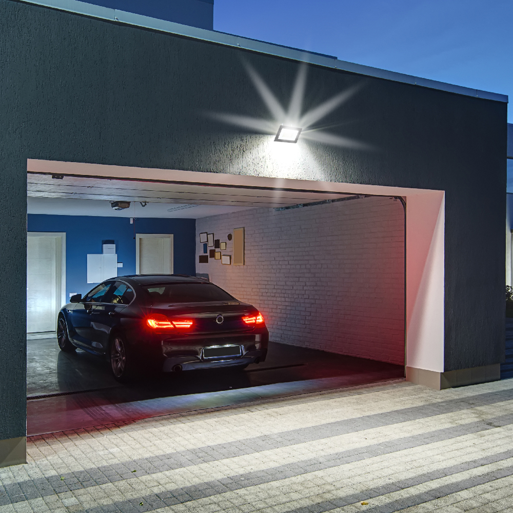 Прожектор светодиодный ARDERO 6500K 30 Вт IP65 черный LL-1030ARD