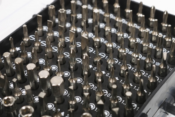 Набор отверток Montero для точных работ и ремонта электроники 115 предметов MN-PK-115