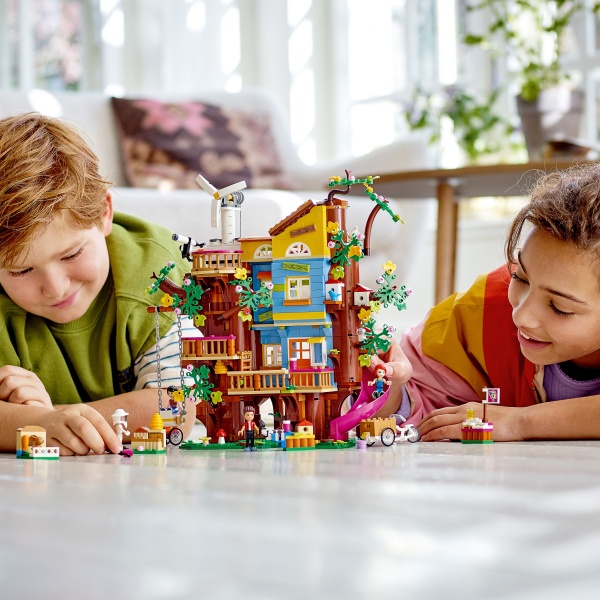 Конструктор LEGO Friends Будинок дружби на дереві 41703