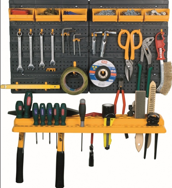 Панель для інструментів з поліпропілену Д 646 x Ш 17 x В 385 мм + 6 ящиків арт.101 + стійка + 19 гачків Artplast 321