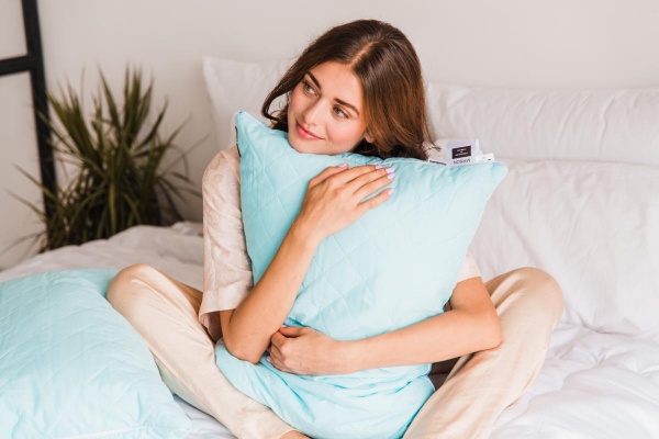 Подушка бавовняна 1291 Valentino висока 50х70 см (2200001538047) MirSon