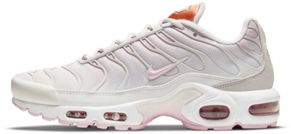 Кросівки Nike AIR MAX PLUS DD6612-001 р.38,5 чорний