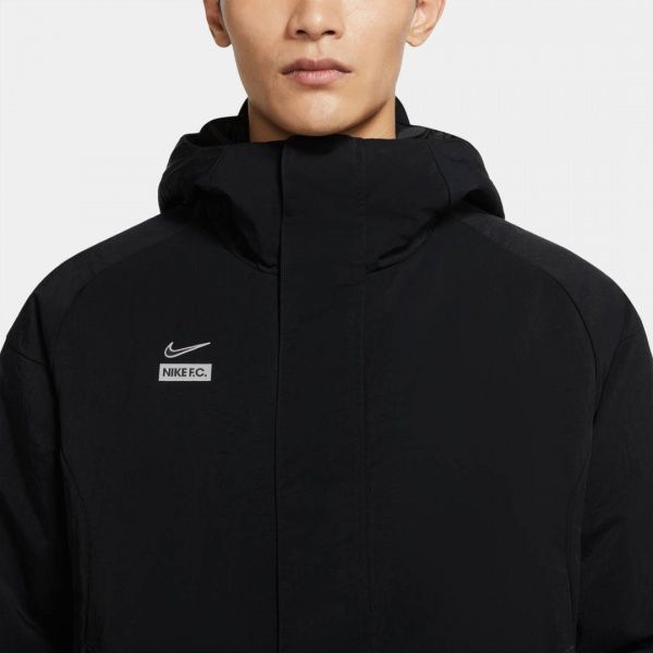 Куртка Nike M NK FC LNGR SDLN FILLED JKT CT2514-010 S черный