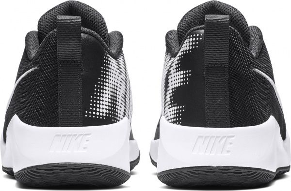 Кроссовки Nike TEAM HUSTLE QUICK 2 (GS) AT5298-002 р.US 3,5Y черный