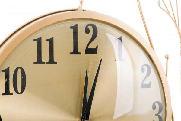 Часы настенные металлический 64х84 см с цветами