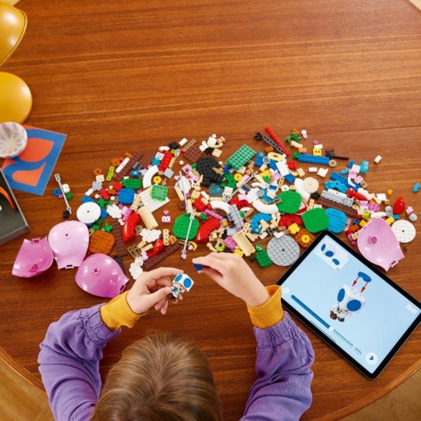 Конструктор LEGO Super Mario Політ на повітряній кулі в саду Піч 71419