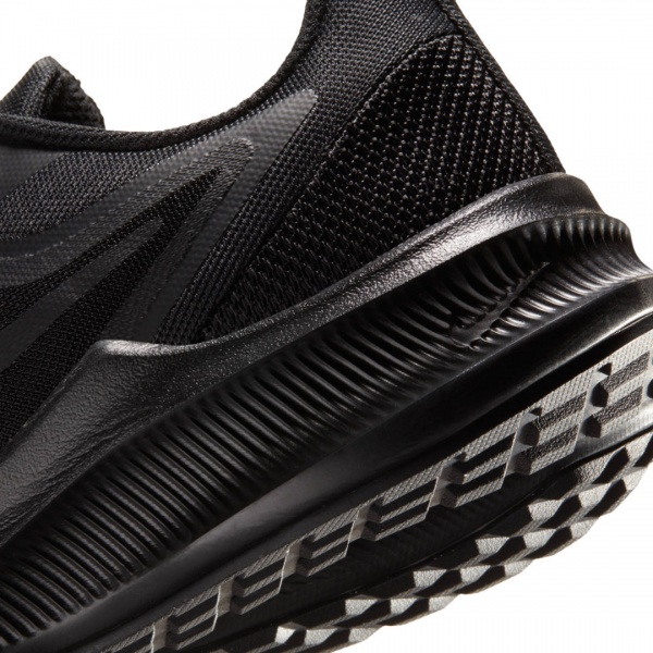 Кроссовки Nike Downshifter 10 CI9984-003 р.US 11,5 черный
